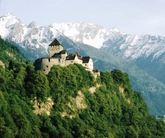 Лихтенштейн. Замок на скале.