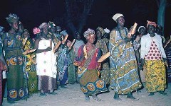 Сенегал. Традиционный танец народа диола.
