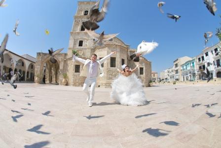 Свадьба на Кипре в мэрии Ларнаки